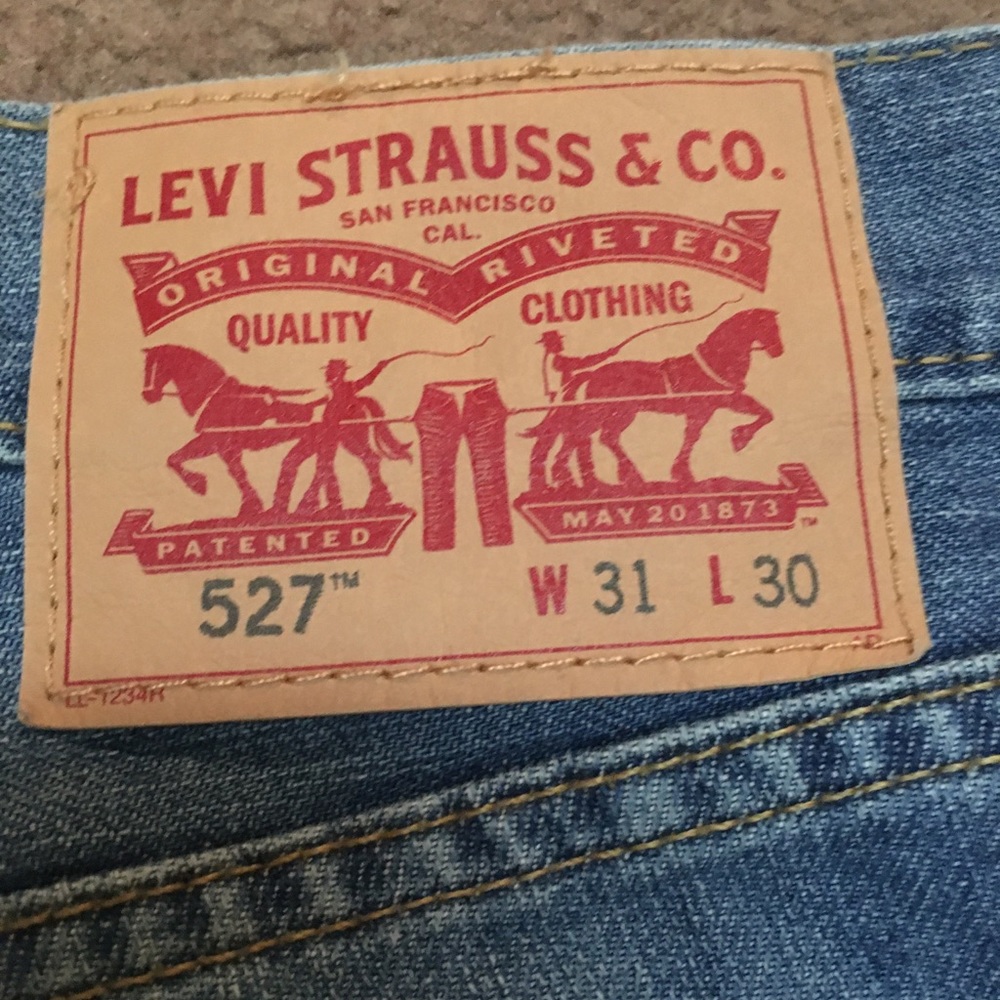 Vintage Levi High-Waisted Bootcut Jeans